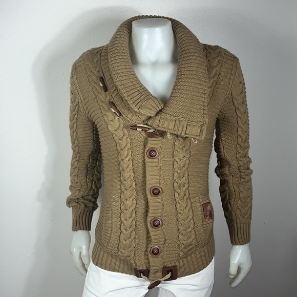 MAKOBI SWEATER - Picture 2 of 8